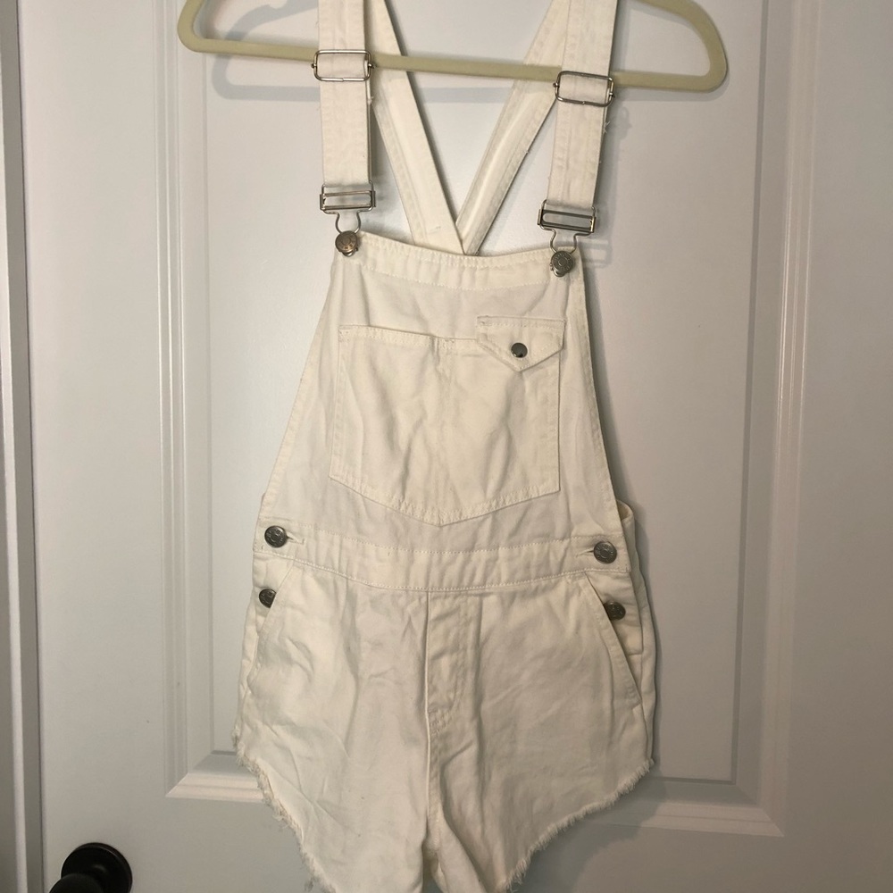 BDG Jean white overalls